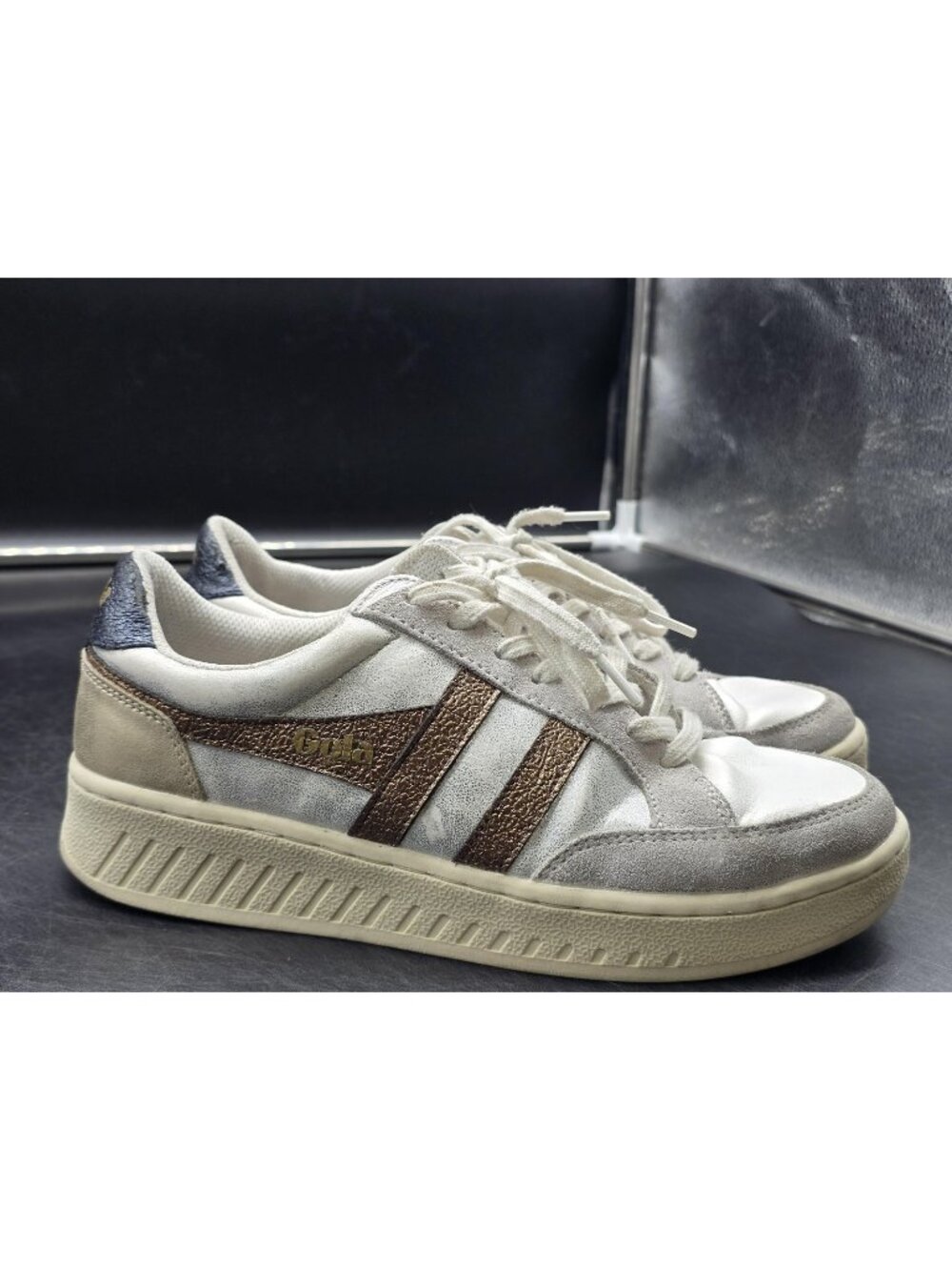 Gola Superslam Blaze Shoes Womens Size 9 White Sneakers Stained Damaged CLB334